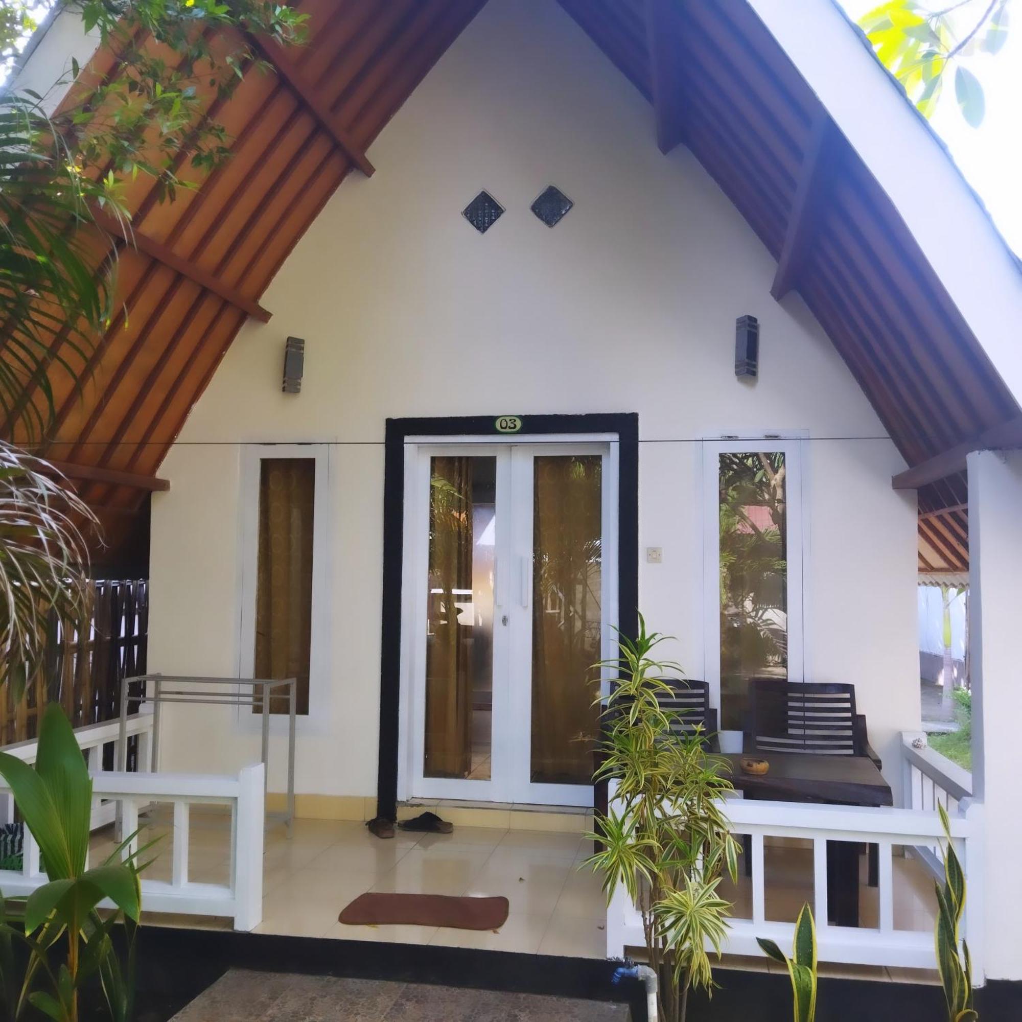 Balengku Homestay Gili Air Luaran gambar