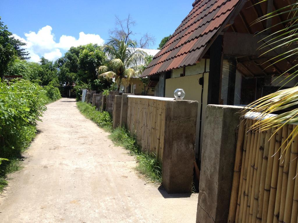 Balengku Homestay Gili Air Luaran gambar