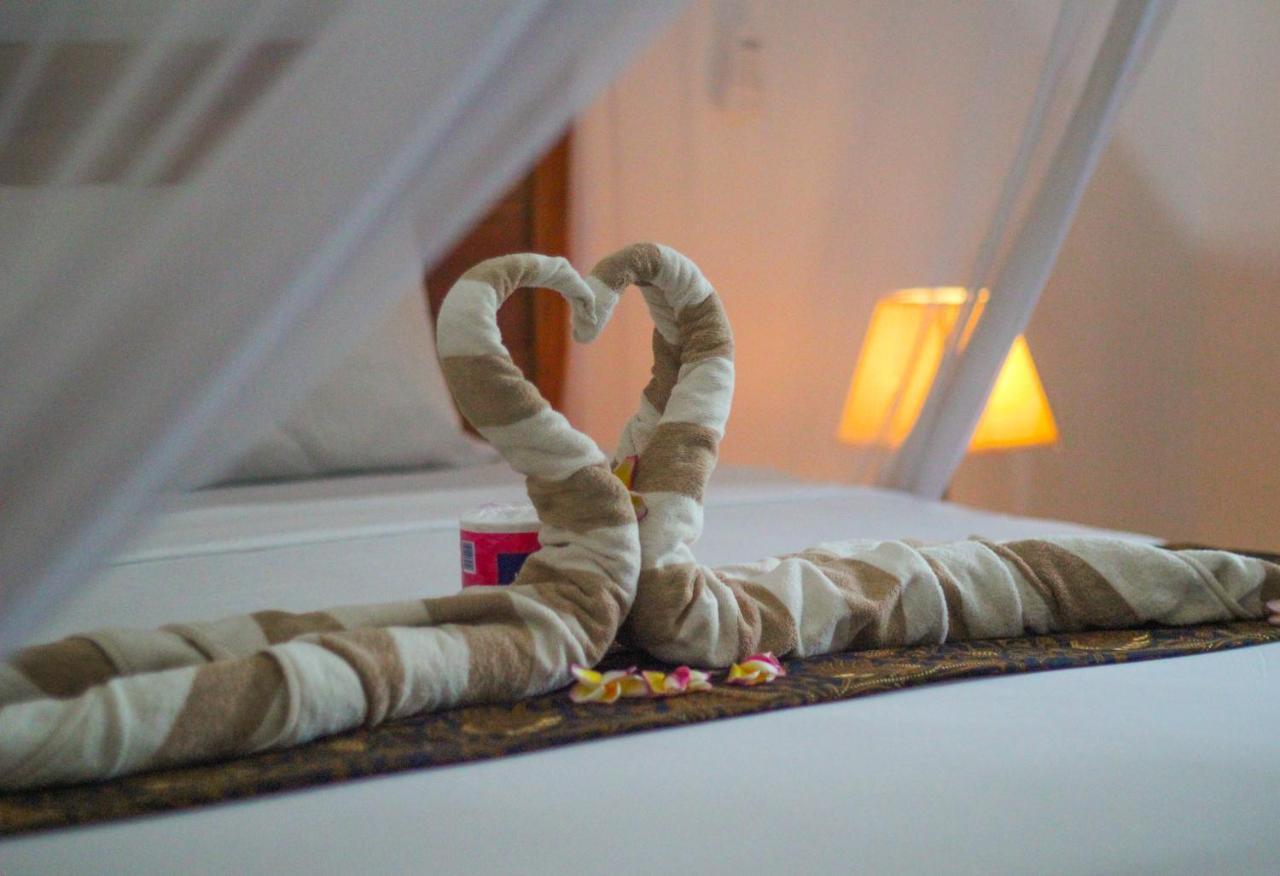 Balengku Homestay Gili Air Luaran gambar